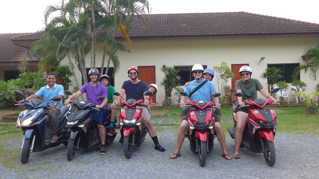 Forum House Hotel Krabi Bagian luar foto