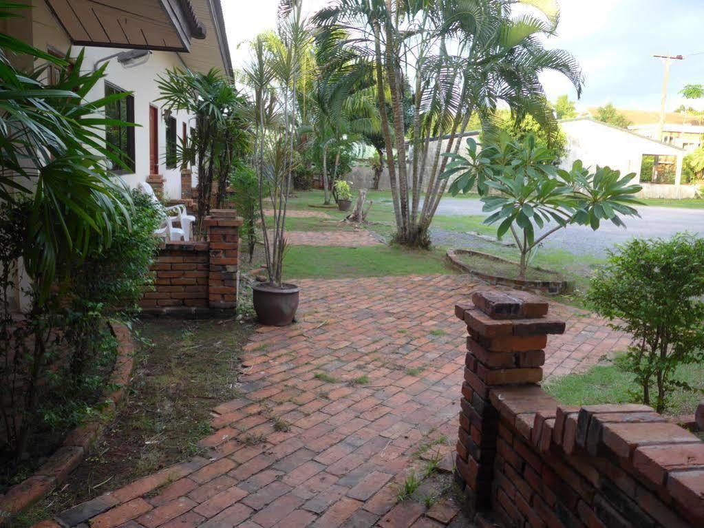Forum House Hotel Krabi Bagian luar foto