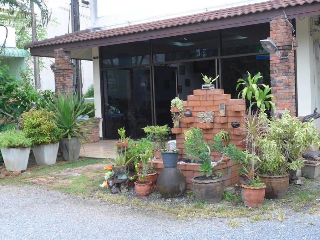 Forum House Hotel Krabi Bagian luar foto