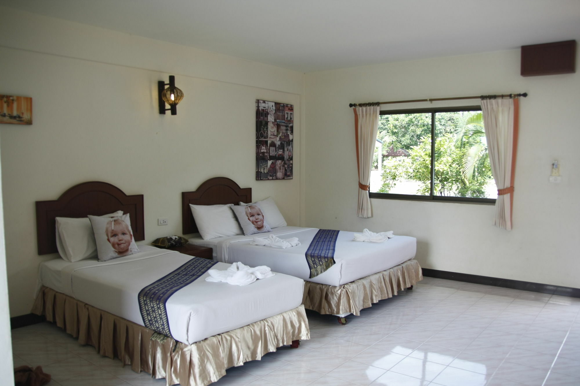 Forum House Hotel Krabi Bagian luar foto