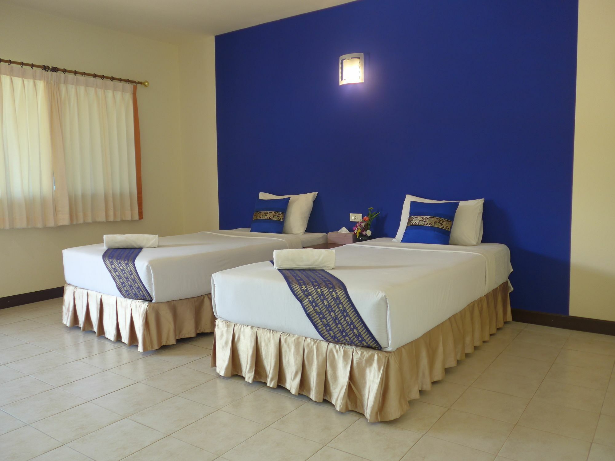 Forum House Hotel Krabi Bagian luar foto