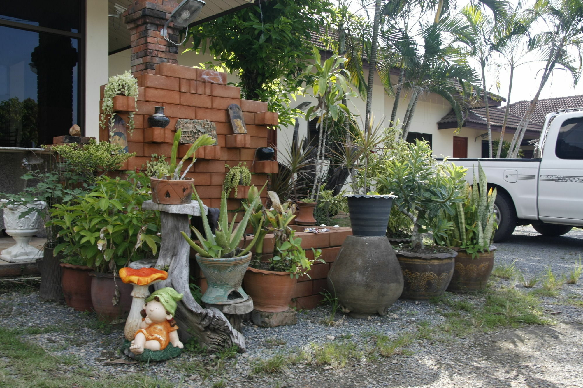 Forum House Hotel Krabi Bagian luar foto